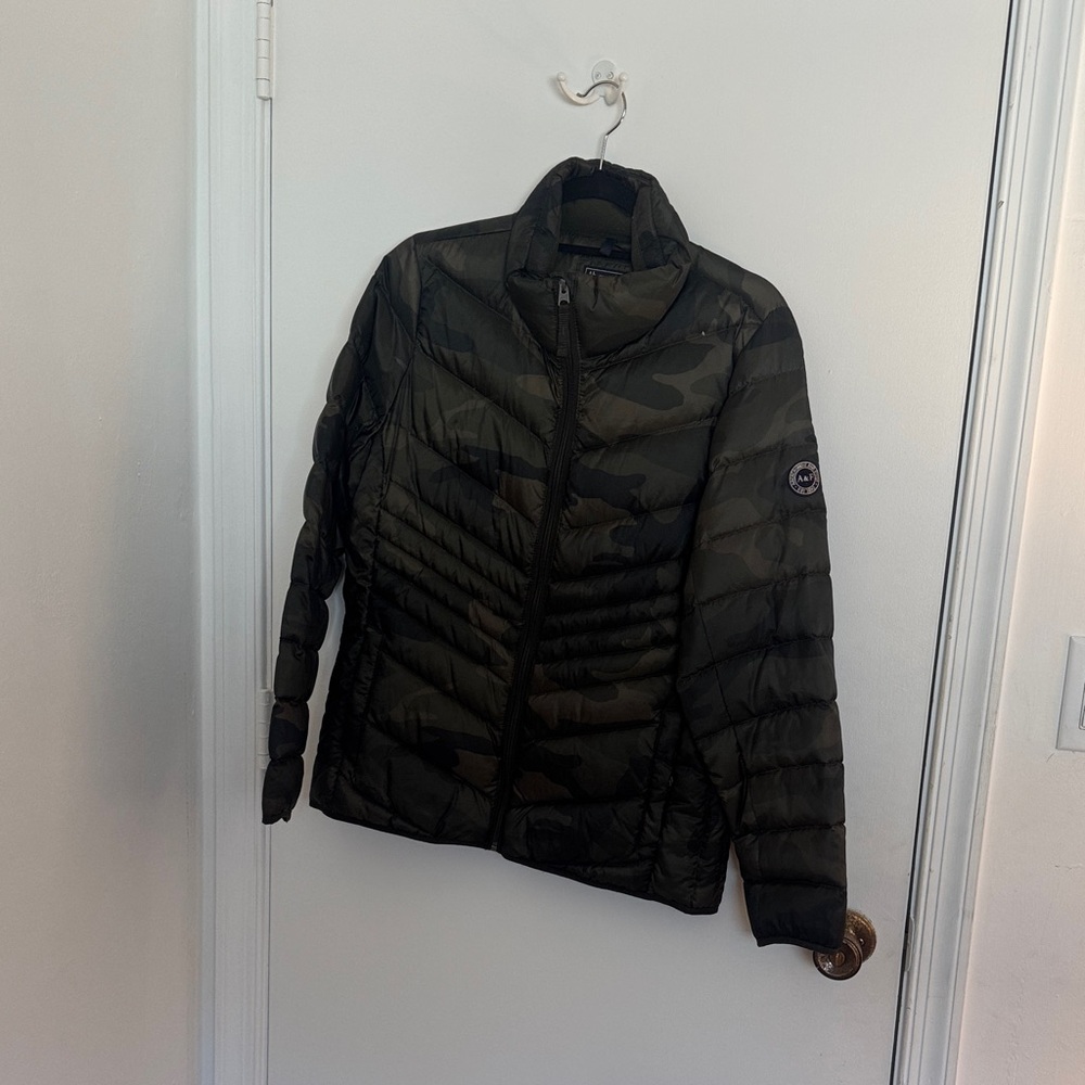 Abercrombie & Fitch Olive Puffer Jacket